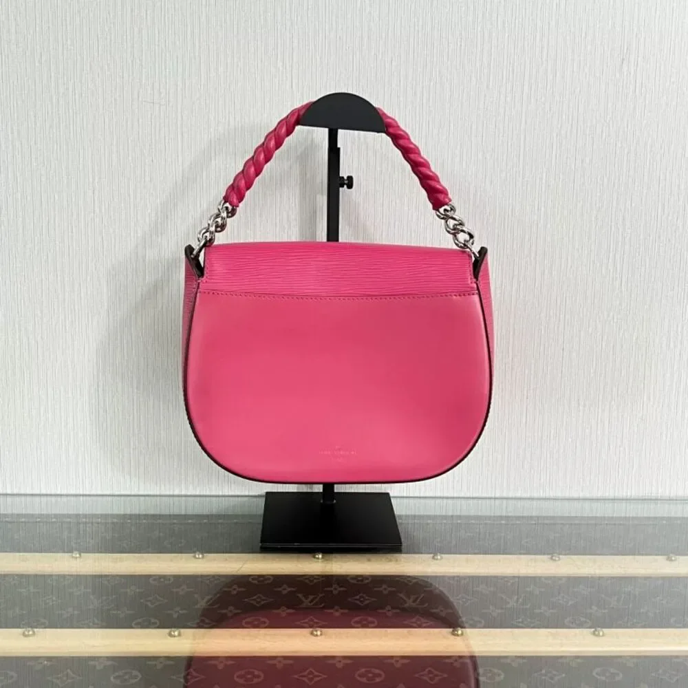 Louis Vuitton Women Pre-Loved Bag Very Good Condition